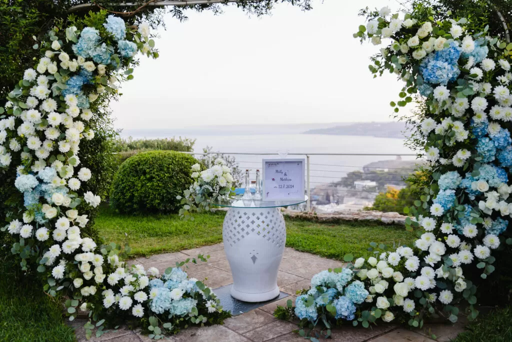 Matrimonio sul mare Adriatico alla location esclusiva Cala dei Balcani — Santa Cesarea Terme, Salento, Puglia