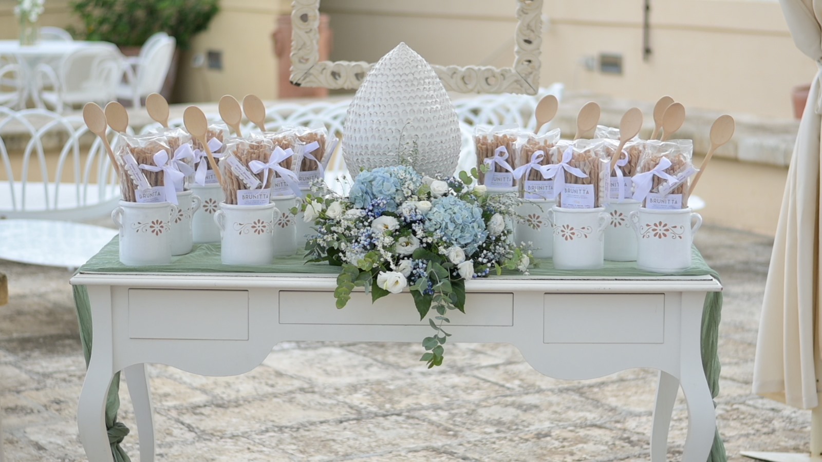 Bomboniere matrimonio: pasta Senatore Cappelli e vasi in terracotta — Cala dei Balcani