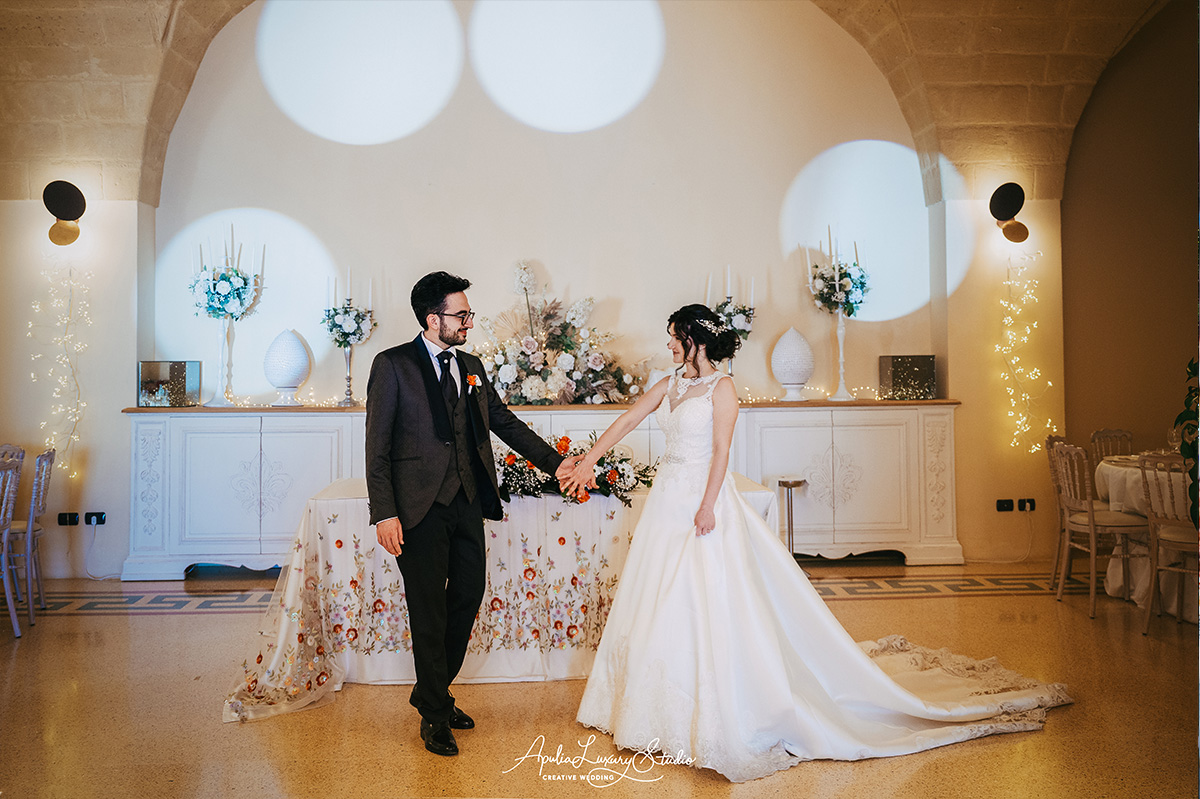 Sposi in un momento speciale alla location matrimoni Cala dei Balcani, Santa Cesarea Terme, Salento, Puglia