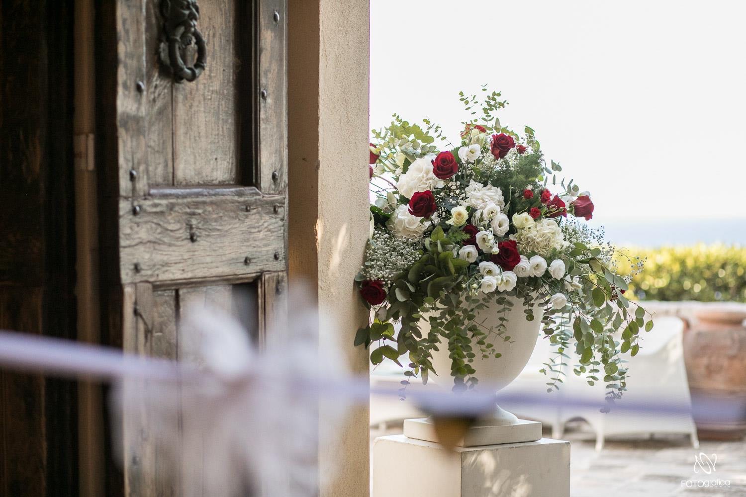 Sposi nel giorno del loro matrimonio a Cala dei Balcani — location esclusiva sul mare, Santa Cesarea Terme, Salento