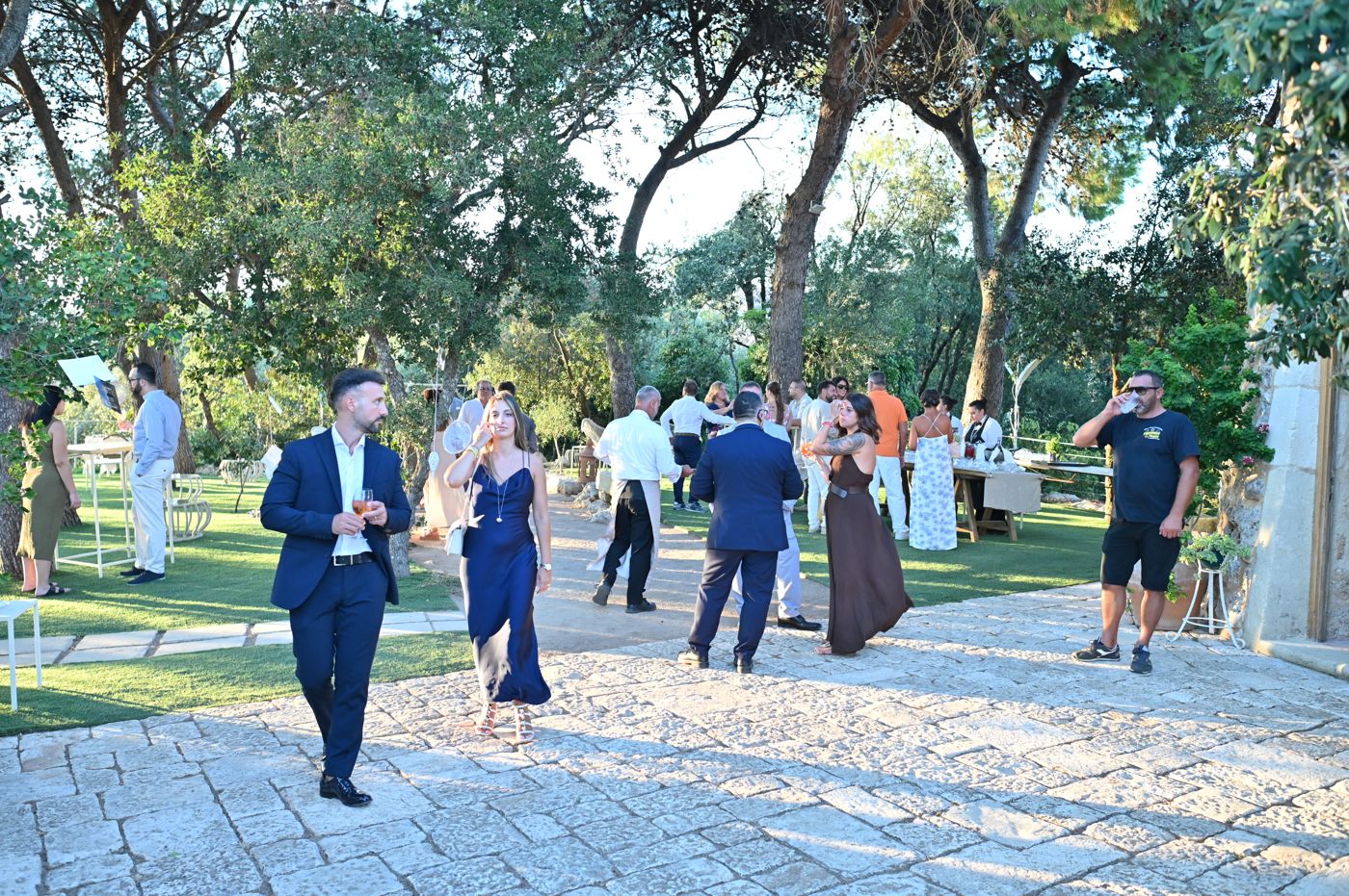 Guests arriving at the Rivivi il tuo Sì evening