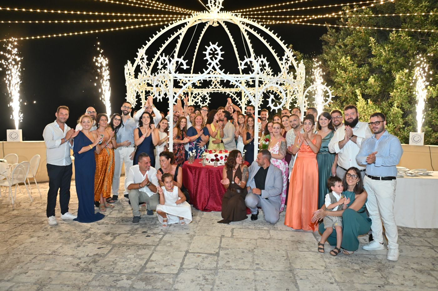 The final group photo with the light fountains